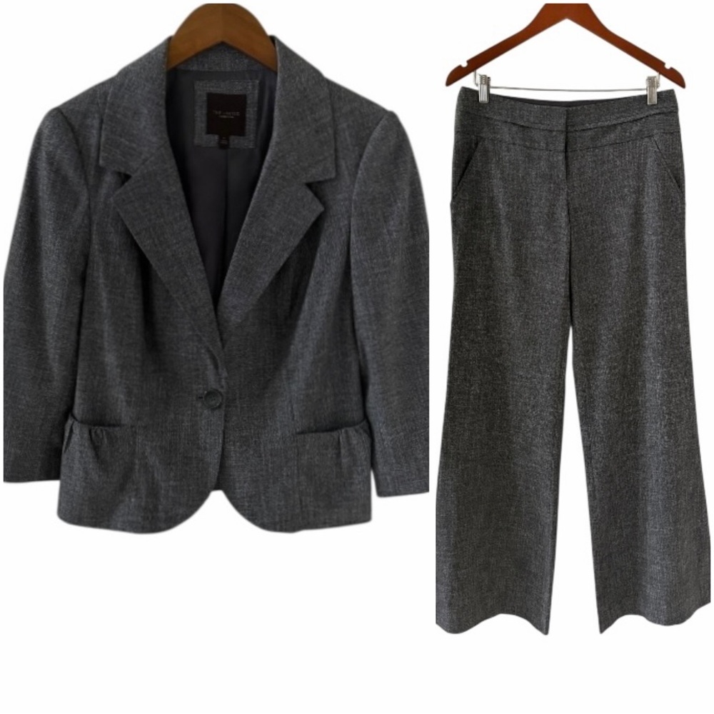 The Limited Charcoal Grey 3/4 Sleeve Blazer and Wide Leg Drew Fit Pants Size 4L